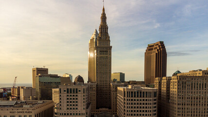 Fototapeta na wymiar City skyline - Terminal tower in Cleveland, OH