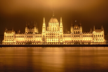 Fototapeta na wymiar Budapest parliament building hungarian architecture night shot long exposure