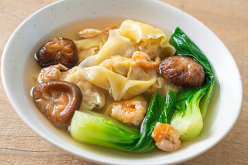pork dumpling soup with shrimps and vegetable