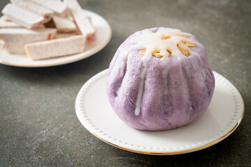 taro bun with white sugar cream and nut