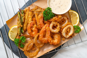 deep fried seafood (shrimps and squid) with mix vegetable