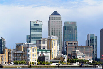 Fototapeta na wymiar Docklands, Finanzviertel, Bankenviertel, Canary Wharf, London, England, Großbritannien, Europa