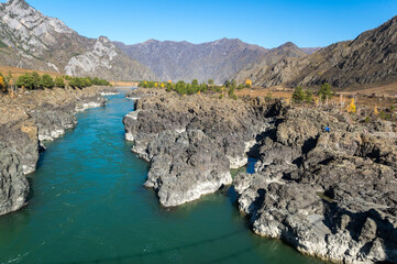 Obraz premium View of river Katun and Altay mountains