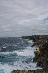 Fototapeta na wymiar 残波岬の風景 海と空と波