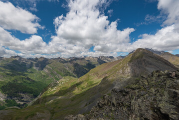 Fototapeta premium Bermatuara peak adn views