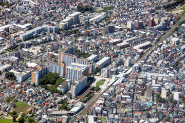 西武新宿線の西武柳沢駅付近を空撮
