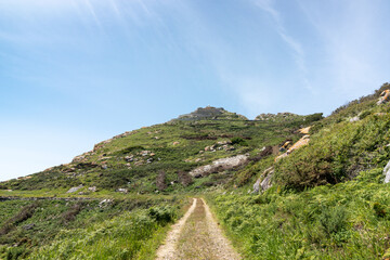 Ruta del monte Faro, en las islas Cíes (Galicia, España) © roberto regatos