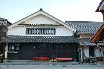 丹波篠山市　河原町妻入商家群