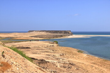 Fototapeta na wymiar View from Khor Rori and Sumhuram historical Unesco site in Taqah to the sea in the oman