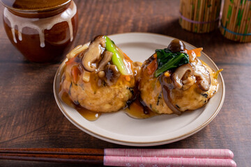 がんもどきのキノコあんかけ