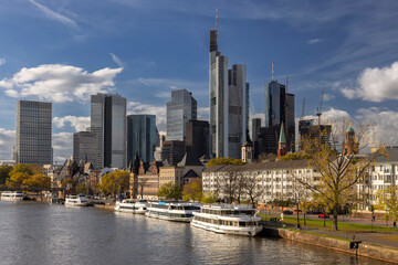 Fototapeta na wymiar Frankfurt am Main, Hessen, Deutschland, Skyline, Uebersicht 