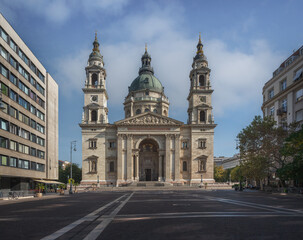 Fototapeta na wymiar St. Stephens Basilica - Budapest, Hungary