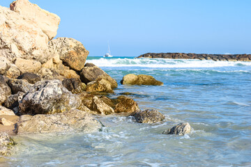 Fototapeta na wymiar View of beautiful sea with rocks