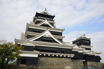Fototapeta na wymiar Kumamoto-jo or Kumamoto Castle in Kumamoto, Japan - 日本 熊本県 熊本城 