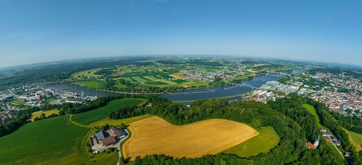 Luftbild aus der Region Deggendorf, Ausblick auf das Donautal und die Region Gäuboden