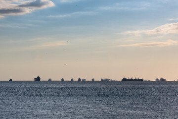Obraz premium industrial ships moored offshore. istanbul, turkey.