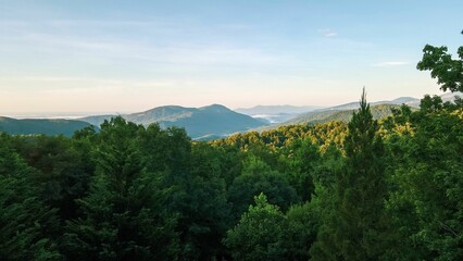 Fototapeta na wymiar Beautiful nature of Great Smokey Mountains during a sunset, North Carolina