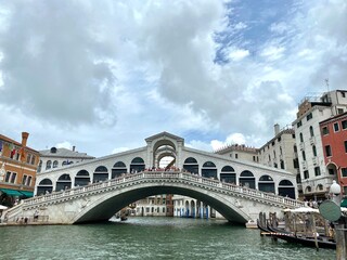 Fototapeta na wymiar Rialto Bridge, Grand Canal, Venice!