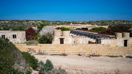 Fototapeta na wymiar Abandoned pig farm in Comino island, malta 