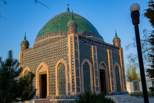 A mausoleum in a pilgrimage site in Margilan, Uzbekistan.