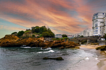 Landscape of the bay of Biarritz and its rocks on the horizon at sunset - 542351691