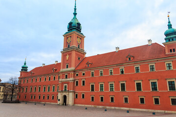 Obraz premium Royal Castle in Castle Square in Warsaw, Poland