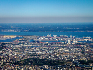 vue aérienne du port du Havre