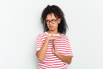 Fototapeta na wymiar Young african american woman isolated showing a timeout gesture.