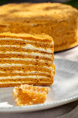 Honey cake