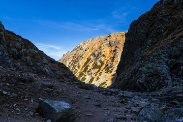 Tatry krajobraz g&oacute;rski jesień słońce