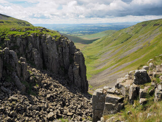Dramatic view from the edge of High Cup Nick down the High Cup Gill chasm, Eden Valley, North...