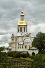 Fototapeta na wymiar church in Diveevo, Russia