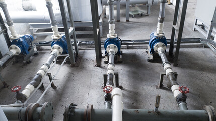 Pipe line and water pump control circulation in the chiller industry.