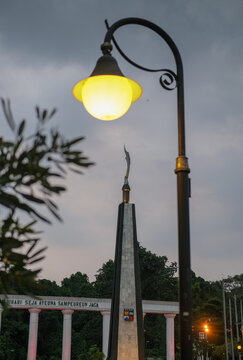 Tugu Kujang is an icon of the city of Bogor which looks like an heirloom weapon originating from West Java. Bogor is a popular tourist city in West Java.
