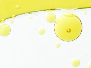 cell-like appearance using oil	
