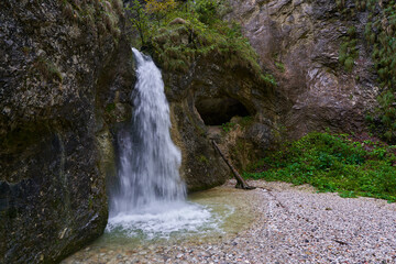 Fototapeta premium Waterfall in the forest