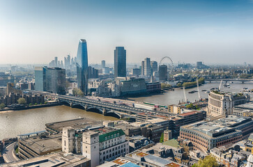 Naklejka na ściany i meble River Thames and city skyline of London, England, UK