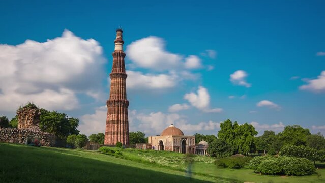 Timelapse of clouds over Qutub Minar, Delhi, India. The timelapse captures the tip of the minaret under a blue sky. 