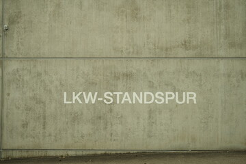 Lkw-Standspur