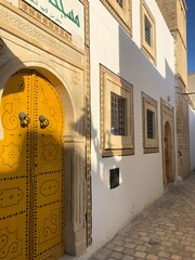 fa&ccedil;ade tunisienne