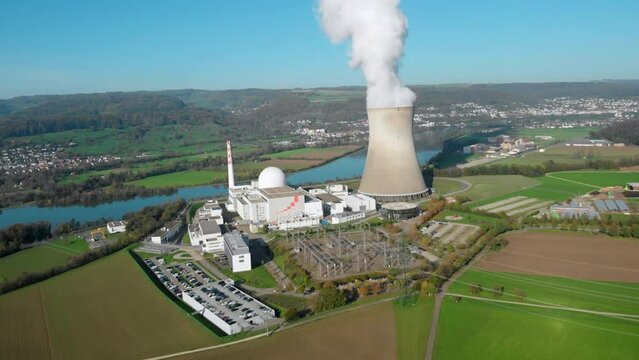 Nuclear power plant Leibstadt from left to right in 4k