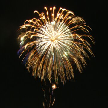 日本の花火,japanese fireworks,fireworks celebration night fire holiday celebrate explosion red party festival colorful black abstract bright new july light