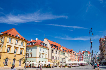 Historic tenement houses in Wroclaw's Old Town on a sunny day. Summer. - 542735678