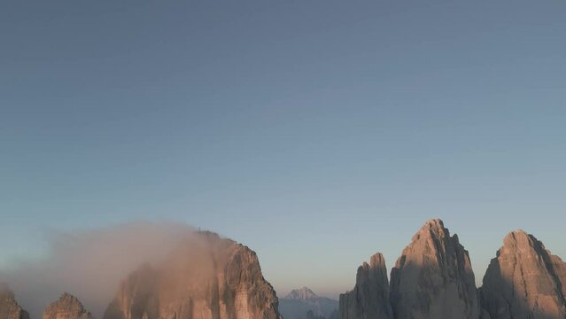La Croix et les dolomites