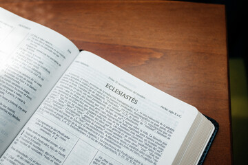 Libro de Eclesiast&eacute;s en la biblia