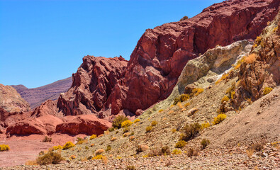 Valle del arcoiris, atacama, chile