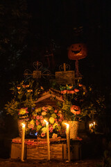 Tumba adornada para el día de muertos en Xochimilco - obrazy, fototapety, plakaty