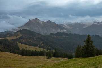 Fototapeta na wymiar Breathtaking views of the mountains of Central Switzerland while hiking to the Chli Aubrig Summit, Canton Schwyz, Switzerland