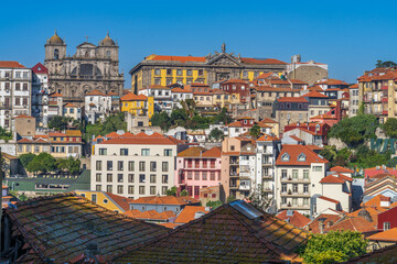 Fototapeta na wymiar View of the city of Porto in Portugal