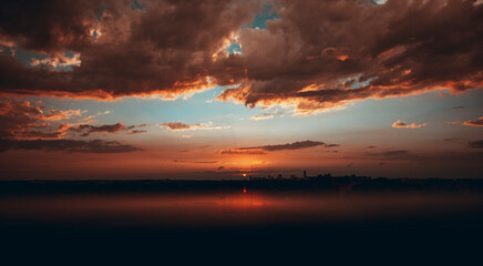 Fototapeta na wymiar Sunset in a City 